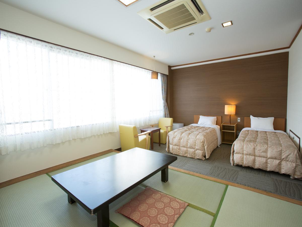 Ikaho Grand Hotel Shibukawa Buitenkant foto